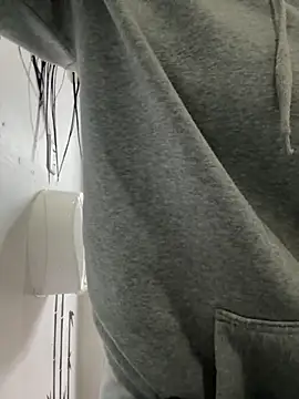 ZiaCalifa online show from 11/19/25, 09:53