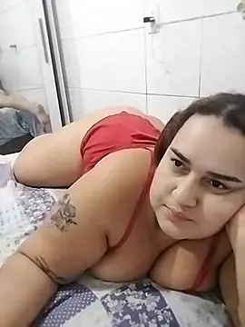 Snapshot of MinaBoss chatting on 11/30/25, 03:32 MinaBoss online show from 11/30/25, 03:32