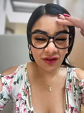 Snapshot of Insane_Issa chatting on 03/18/25, 06:48 Insane Issa online show from 03/18/25, 06:48