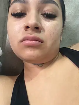 LunaBaker-1 online show from 11/14/25, 06:17