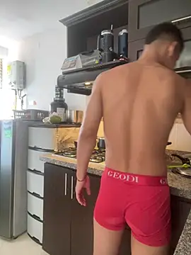 liuscast22 online show from 02/19/25, 07:27