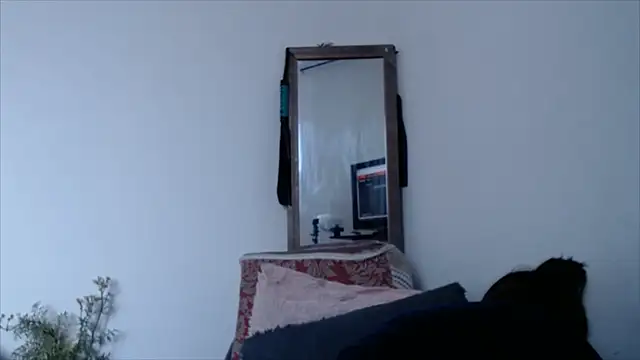 Snapshot of KaiicyQuuen chatting on 10/08/25, 01:42 KaiicyQuuen online show from 10/08/25, 01:42