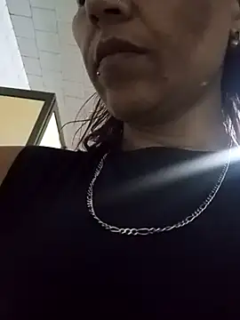 Snapshot of KaiicyQuuen chatting on 10/27/25, 12:42 KaiicyQuuen online show from 10/27/25, 12:42