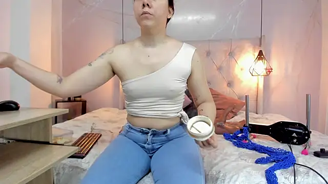 SakuraLee  online show from 09/27/25, 01:49