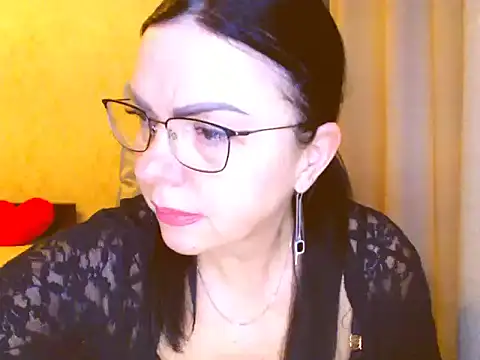 Snapshot of Monica-1203 chatting on 03/03/25, 09:00 Monica-1203 online show from 03/03/25, 09:00