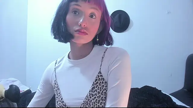 Snapshot of tati_cardenas chatting on 02/18/25, 04:37 tati cardenas online show from 02/18/25, 04:37