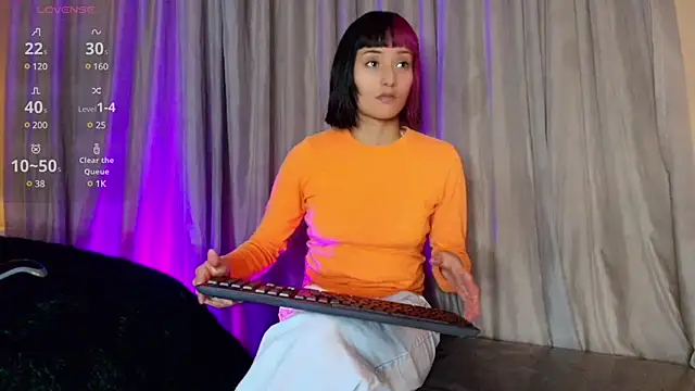 Snapshot of tati_cardenas chatting on 03/07/25, 04:02 tati cardenas online show from 03/07/25, 04:02