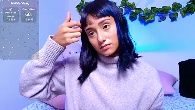 Snapshot of tati_cardenas chatting on 09/10/25, 04:12 tati cardenas online show from 09/10/25, 04:12