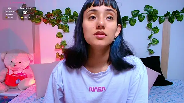 Snapshot of tati_cardenas chatting on 10/14/25, 05:19 tati cardenas online show from 10/14/25, 05:19