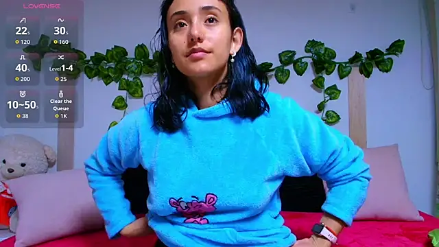 Snapshot of tati_cardenas chatting on 10/17/25, 04:59 tati cardenas online show from 10/17/25, 04:59