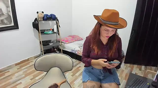 Snapshot of _girls_on_fire_ chatting on 01/30/25, 11:13 girls on fire online show from 01/30/25, 11:13