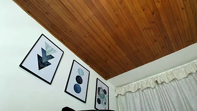 sam her online show from 11/06/25, 09:05