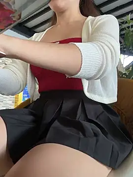Snapshot of Jessical chatting on 12/25/24, 02:35 Jessical online show from 12/25/24, 02:35