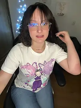 Megan lu2 online show from 12/28/24, 09:20