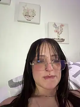 Megan lu2 online show from 02/08/25, 01:11