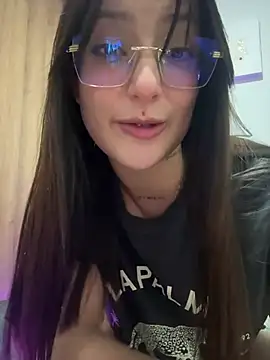 Megan lu2 online show from 02/21/25, 03:56