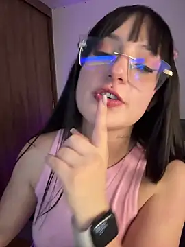 Megan lu2 online show from 02/25/25, 06:03