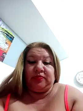 Snapshot of HORNY_MATURE25 chatting on 03/12/25, 03:35 HORNY MATURE25 online show from 03/12/25, 03:35