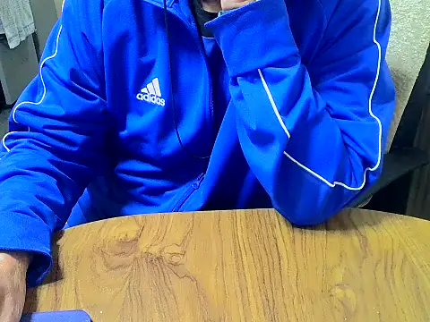 Snapshot of daddyflash chatting on 11/09/25, 11:03 daddyflash online show from 11/09/25, 11:03