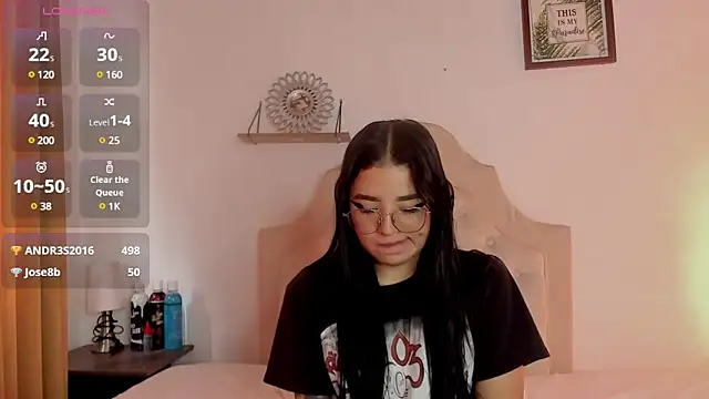 Snapshot of aliice_walker_ chatting on 02/03/25, 06:17 aliice walker online show from 02/03/25, 06:17