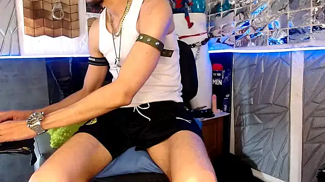 Snapshot of Mensecret69 chatting on 03/20/25, 03:13 Mensecret69 online show from 03/20/25, 03:13