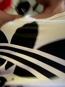 Snapshot of Charly_ chatting on 11/14/25, 05:55 Charly online show from 11/14/25, 05:55