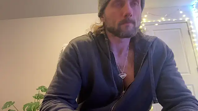 Snapshot of alexmannd chatting on 01/17/25, 02:29 alexmannd online show from 01/17/25, 02:29