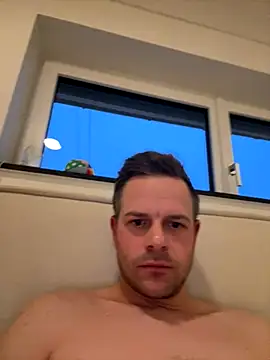 Danii0790 online show from 12/03/25, 03:43