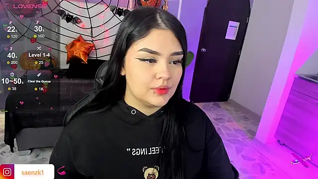 Snapshot of martinasaez chatting on 10/18/25, 08:09 martinasaez online show from 10/18/25, 08:09