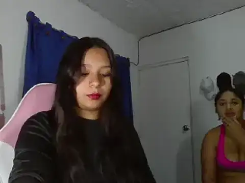 Snapshot of Charis_21 chatting on 02/05/25, 02:19 Charis 21 online show from 02/05/25, 02:19