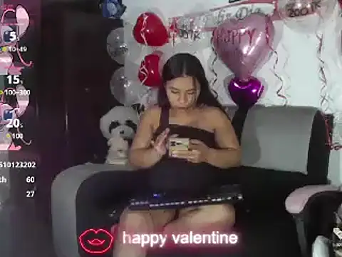 Snapshot of Charis_21 chatting on 02/21/25, 12:16 Charis 21 online show from 02/21/25, 12:16