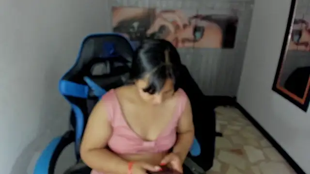 Charis 21 online show from 10/20/25, 10:54