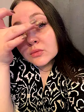 ihaveasecret  online show from 10/09/25, 03:21