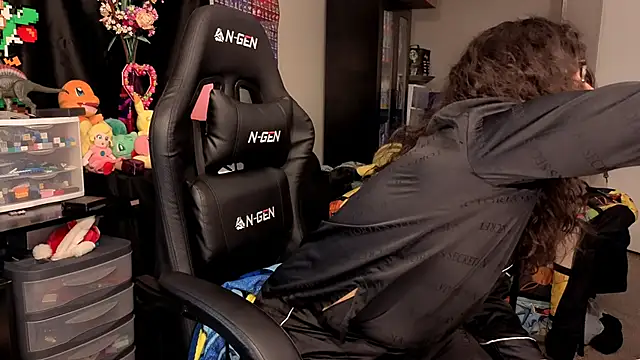 ShinyCherub online show from 10/11/25, 04:33