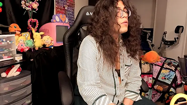 ShinyCherub online show from 10/16/25, 05:58