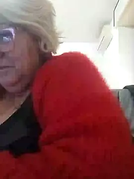 Snapshot of Merilulla chatting on 01/27/25, 03:07 Merilulla online show from 01/27/25, 03:07