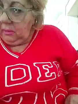 Snapshot of Merilulla chatting on 02/01/25, 01:12 Merilulla online show from 02/01/25, 01:12