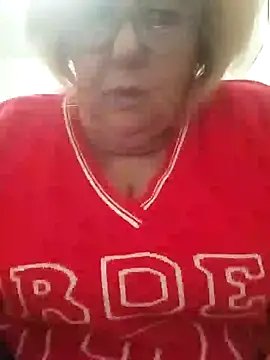 Snapshot of Merilulla chatting on 02/02/25, 11:53 Merilulla online show from 02/02/25, 11:53