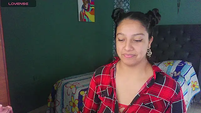 almaswan1 online show from 09/22/25, 01:57