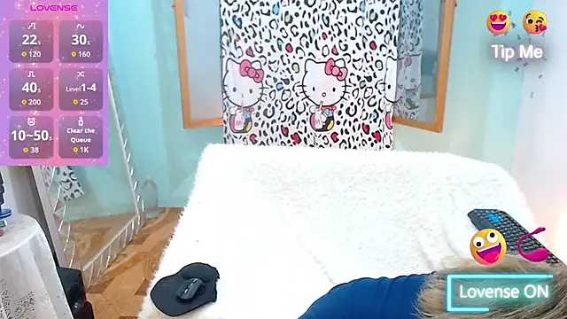 Snapshot of heidy_sweetts chatting on 09/10/25, 10:26 heidy sweetts online show from 09/10/25, 10:26
