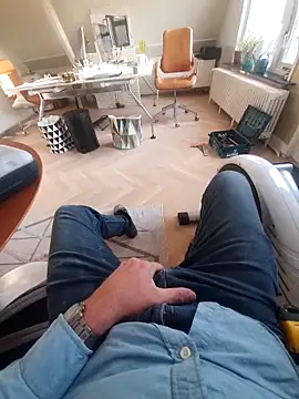 jk1981jk online show from 09/29/25, 07:24