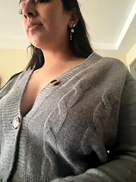 Snapshot of Nicollemays chatting on 09/19/25, 03:13 Nicollemays online show from 09/19/25, 03:13