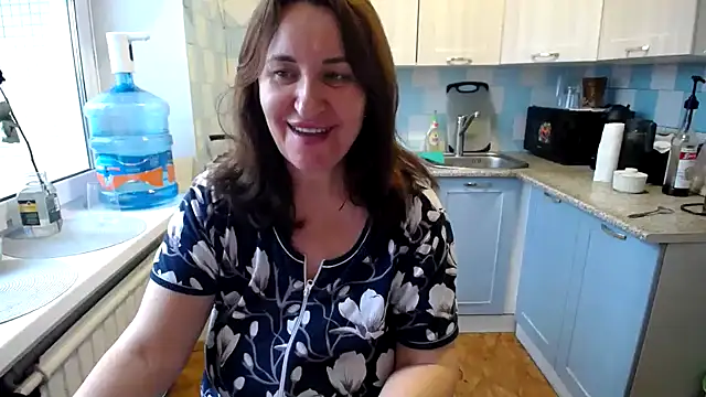 DonnaMagdalena online show from 12/08/24, 09:57