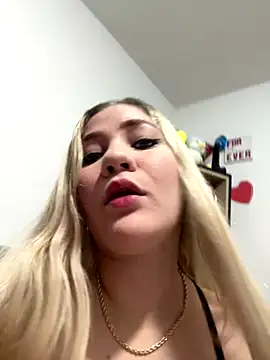 Celestedubois online show from 10/24/25, 10:17