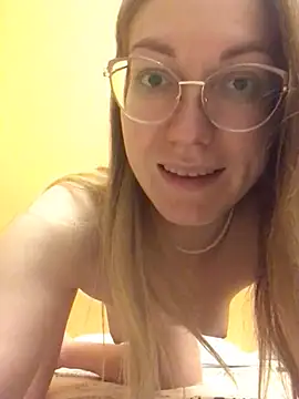 Snapshot of _Sweet_Love_ chatting on 01/06/25, 12:59 Sweet Love online show from 01/06/25, 12:59