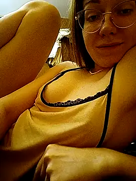 Snapshot of _Sweet_Love_ chatting on 02/11/25, 06:11 Sweet Love online show from 02/11/25, 06:11