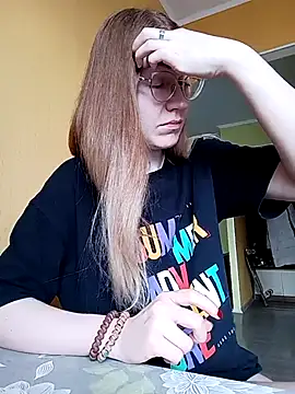 Snapshot of _Sweet_Love_ chatting on 02/15/25, 10:44 Sweet Love online show from 02/15/25, 10:44