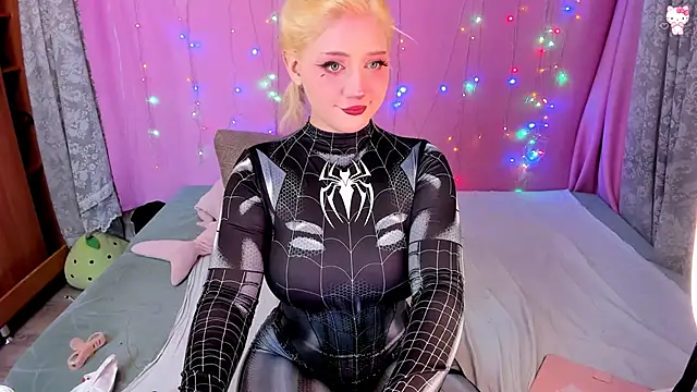 LucySugarMilk online show from 01/04/25, 05:16