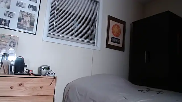 hottottrot691 online show from 01/20/25, 12:46