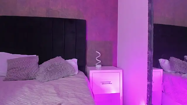 CamileHolmes online show from 01/13/25, 10:45